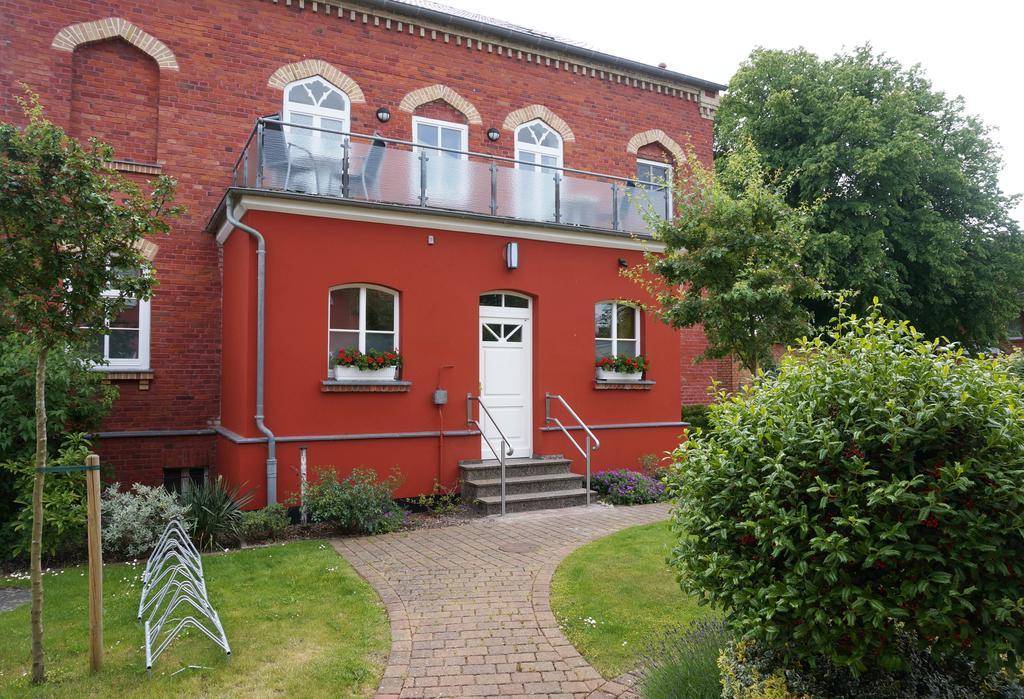 Deluxe Apartments Der "Alten Apotheke" Prerow Eksteriør bilde