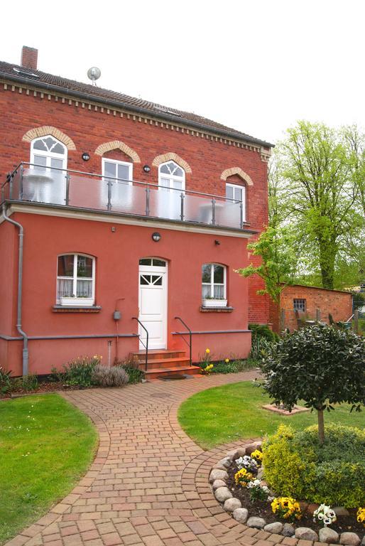 Deluxe Apartments Der "Alten Apotheke" Prerow Eksteriør bilde